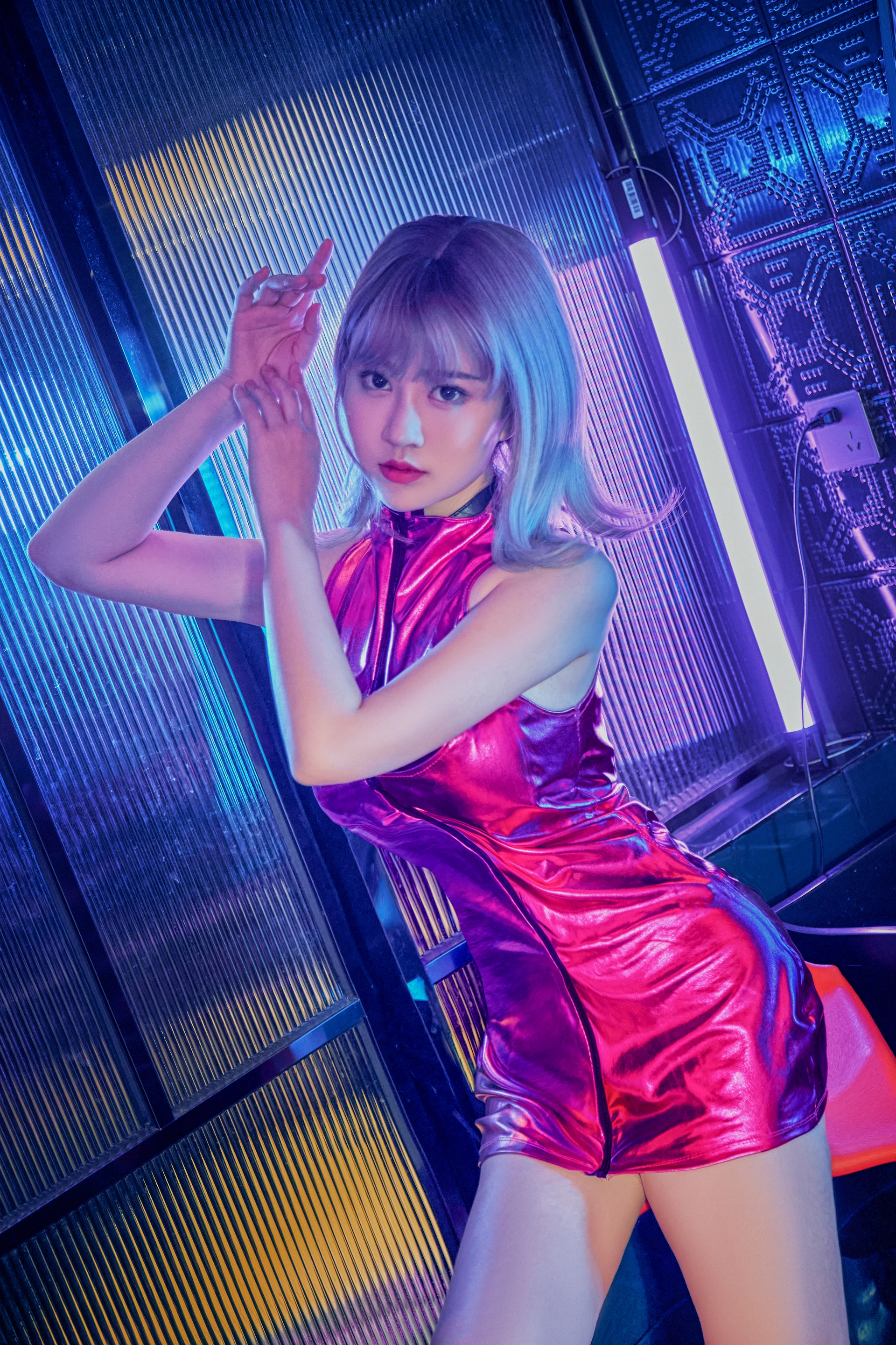 年年nnian – NO.057 赛博女孩 1